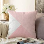 - Sonil-K-7967-Gorsel1 - Realhomes  Pastel Zeminli Geometrik Desenli Dijital Baskılı Modern Raşel Kadife Yastık Kırlent Kılıfı Realhomes