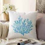 Beyaz Zemin Üzerinde Renkli Deniz Otu Desenli Modern Raşel Kadife Yastık Kırlent Kılıfı Realhomes
