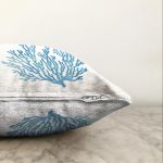 Beyaz Zemin Üzerinde Renkli Deniz Otu Desenli Modern Raşel Kadife Yastık Kırlent Kılıfı Realhomes