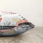 - Sonil-K-8029-Gorsel3 - Realhomes  Beyaz Zemin Üzerinde Pastel Renkli Yaprak Desenli Modern Raşel Kadife Yastık Kırlent Kılıfı Realhomes