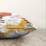 Renkli Zeminli Beyaz Puantiye Desenli Dijital Baskılı Modern Raşel Kadife Yastık Kırlent Kılıfı Realhomes