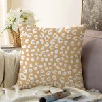 - Sonil-K-8045-Gorsel1 - Realhomes  Renkli Zeminli Geometrik Desenli Dijital Baskılı Modern Raşel Kadife Yastık Kırlent Kılıfı Realhomes