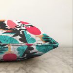 - Sonil-K-8065-Gorsel3 - Realhomes Beyaz Zemin Rengarenk Çiçek Desenli Dijital Baskılı Modern Raşel Kadife Yastık Kırlent Kılıfı Realhomes