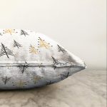 Beyaz Zemin Üzerinde Gold Detaylı Çamağacı Desenli Modern Raşel Kadife Yastık Kırlent Kılıfı Realhomes