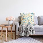 Renkli Zeminli Deniz Yıldızı Desenli Dijital Baskılı Modern Raşel Kadife Yastık Kırlent Kılıfı Realhomes