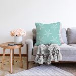 - Sonil-K-8086-Gorsel2 - Realhomes  Renkli Zeminli Deniz Yıldızı Desenli Dijital Baskılı Modern Raşel Kadife Yastık Kırlent Kılıfı Realhomes