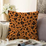 Renkli Zeminli Geometrik Desenli Dijital Baskılı Modern Raşel Kadife Yastık Kırlent Kılıfı Realhomes