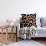 - Sonil-K-8112-Gorsel2 - Realhomes  Renkli Zeminli Geometrik Desenli Dijital Baskılı Modern Raşel Kadife Yastık Kırlent Kılıfı Realhomes