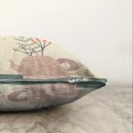 Pastel Zemin Üzerinde Yaprak Desenli Dijital Baskılı Modern Raşel Kadife Yastık Kırlent Kılıfı Realhomes