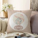 - Sonil-K-8169-Gorsel1 - Realhomes  Pastel Zemin Üzerinde Yaprak Desenli Dijital Baskılı Modern Raşel Kadife Yastık Kırlent Kılıfı Realhomes