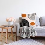 Renkli Zeminli Geometrik Desenli Dijital Baskılı Modern Raşel Kadife Yastık Kırlent Kılıfı Realhomes