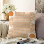 - Sonil-K-8188-Gorsel1 - Realhomes Beyaz Zeminli Geometrik Desenli Dijital Baskılı Modern Raşel Kadife Yastık Kırlent Kılıfı Realhomes