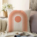 - Sonil-K-8189-Gorsel1 - Realhomes Renkli Zeminli Geometrik Desenli Dijital Baskılı Modern Raşel Kadife Yastık Kırlent Kılıfı Realhomes