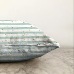 - Sonil-K-8205-Gorsel3 - Realhomes Beyaz Zeminli Renkli Puantiyeli Dijital Baskılı Modern Raşel Kadife Yastık Kırlent Kılıfı Realhomes