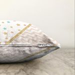 - Sonil-K-8258-Gorsel3 - Realhomes  Renkli Zeminli Geometrik Desenli Dijital Baskılı Modern Raşel Kadife Yastık Kırlent Kılıfı Realhomes