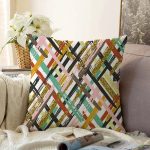 Beyaz Zemin Üzerinde Renkli Geometrik Çizgili Dijital Baskılı Modern Raşel Kadife Yastık Kılıfı Realhomes