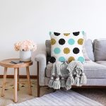 - Sonil-K-8279-Gorsel2 - Realhomes  Beyaz Zeminli Renkli Puantiyeli Dijital Baskılı Modern Raşel Kadife Yastık Kırlent Kılıfı Realhomes