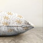 Beyaz Zeminli Gold Detaylı Kartanesi Dijital Baskılı Modern Raşel Kadife Yastık Kırlent Kılıfı Realhomes