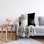 Siyah Beyaz Zeminli Çiçek Desenli Dijital Baskılı Modern Raşel Kadife Yastık Kırlent Kılıfı Realhomes