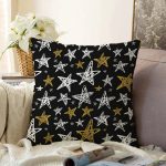 - Sonil-K-8297-Gorsel1 - Realhomes  Siyah Zemin Üzerinde Gold Detaylı Beyaz Yıldız Desenli Raşel Kadife Yastık Kırlent Kılıfı Realhomes