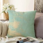 Renkli Zeminli Soyut Mermer Desenli Dijital Baskılı Modern Raşel Kadife Yastık Kırlent Kılıfı Realhomes
