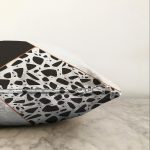 - Sonil-K-8321-Gorsel3 - Realhomes  Renkli Zeminli Siyah Puantiye Desenli Dijital Baskılı Modern Raşel Kadife Yastık Kırlent Kılıfı Realhomes