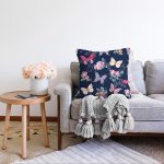 - Sonil-K-8341-Gorsel2 - Realhomes  Renkli Zemin Üzerinde Kelebek Desenli Dijital Baskılı Modern Raşel Kadife Yastık Kırlent Kılıfı Realhomes