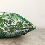 - Sonil-K-8353-Gorsel3 - Realhomes  Beyaz Zemin Üzerinde Yeşil Yaprak Desenli Raşel Kadife Yastık Kırlent Kılıfı Realhomes