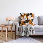 - Sonil-K-8371-Gorsel2 - Realhomes  Rengarenk Zemin Üzerinde Çiçek Desenli Dijital Baskılı Modern Raşel Kadife Yastık Kırlent Kılıfı Realhomes