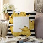 Beyaz Zemin Üzerinde Siyah Çizgili Sonbahar Yaprak Desenli Raşel Kadife Yastık Kırlent Kılıfı Realhomes
