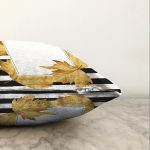 Beyaz Zemin Üzerinde Siyah Çizgili Sonbahar Yaprak Desenli Raşel Kadife Yastık Kırlent Kılıfı Realhomes