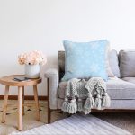 Renkli Zeminli Kartanesi Desenli Dijital Baskılı Modern Raşel Kadife Yastık Kırlent Kılıfı Realhomes