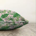 - Sonil-K-8416-Gorsel3 - Realhomes  Renkli Zemin Üzerinde Yaprak Desenli Dijital Baskılı Modern Raşel Kadife Yastık Kırlent Kılıfı Realhomes