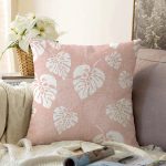 - Sonil-K-8447-Gorsel1 - Realhomes  Pastel Zeminli Beyaz Yaprak Desenli Dijital Baskılı Modern Raşel Kadife Yastık Kırlent Kılıfı Realhomes