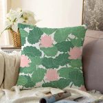 - Sonil-K-8499-Gorsel1 - Realhomes Beyaz Zemin Üzerinde Yeşil Yaprak Desenli Raşel Kadife Yastık Kırlent Kılıfı Realhomes