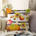 - Sonil-K-8520-Gorsel1 - Realhomes Beyaz Zemin Üzerinde Siyah Çizgili Bal Kabağı Desenli Raşel Kadife Yastık Kırlent Kılıfı Realhomes