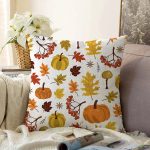 - Sonil-K-8527-Gorsel1 - Realhomes Beyaz Zemin Üzerinde Sonbahar Desenli Bal Kabağı Modern Raşel Kadife Yastık Kırlent Kılıfı Realhomes