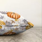 - Sonil-K-8529-Gorsel3 - Realhomes Beyaz Zeminli Bal Kabağı Desenli Dijital Baskılı Modern Raşel Kadife Yastık Kırlent Kılıfı Realhomes