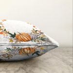 - Sonil-K-8545-Gorsel3 - Realhomes Beyaz Zeminli Bal Kabağı Desenli Dijital Baskılı Modern Raşel Kadife Yastık Kırlent Kılıfı Realhomes