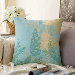 Renkli Zemin Üzerinde Gold Detaylı Mermer Desenli Modern Raşel Kadife Yastık Kırlent Kılıfı Realhomes