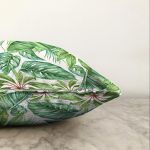 Beyaz Zemin Üzerinde Yeşil Yaprak Desenli Raşel Kadife Yastık Kırlent Kılıfı Realhomes