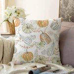 - Sonil-K-8605-Gorsel1 - Realhomes  Beyaz Zeminli Balkabağı Desenli Dijital Baskılı Modern Raşel Kadife Yastık Kırlent Kılıfı Realhomes