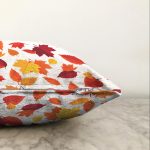 - Sonil-K-8611-Gorsel3 - Realhomes  Beyaz Zemin Üzerinde Sonbahar Renkli Yaprak Desenli Raşel Kadife Yastık Kırlent Kılıfı Realhomes