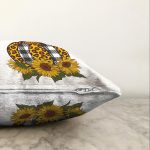 - Sonil-K-8637-Gorsel3 - Realhomes Beyaz Emin Üzerinde Ayçiçek Desenli Balkabağı Dijital Baskılı Modern Raşel Kadife Yastık Kılıfı Realhomes