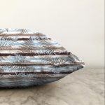 - Sonil-K-8675-Gorsel3 - Realhomes Beyaz Zeminli Renkli Yaprak Desenli Dijital Baskılı Modern Raşel Kadife Yastık Kırlent Kılıfı Realhomes