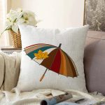 - Sonil-K-8706-Gorsel1 - Realhomes  Beyaz Zemin Üzerinde Sonbahar Renkli Şemsiye Desenli Raşel Kadife Yastık Kırlent Kılıfı Realhomes