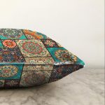 Renkli Zeminli Geometrik Desenli Dijital Baskılı Modern Raşel Kadife Yastık Kırlent Kılıfı Realhomes