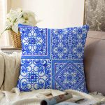 Beyaz Zemin Üzerinde Çini Desenli Dijital Baskılı Modern Raşel Kadife Yastık Kırlent Kılıfı Realhomes