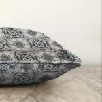 Renkli Zeminli Geometrik Desenli Dijital Baskılı Modern Raşel Kadife Yastık Kırlent Kılıfı Realhomes