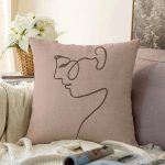 - Sonil-K-8825-Gorsel1 - Realhomes  Renkli Zemin Üzerinde Onedraw Çizimli Bayan Silüeti Raşel Kadife Yastık Kırlent Kılıfı Realhomes